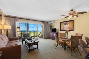 TV - Pono Kai F207 Oceanview AC, POOL, JACUZZI, BBQ, TENNIS (Kapaa)