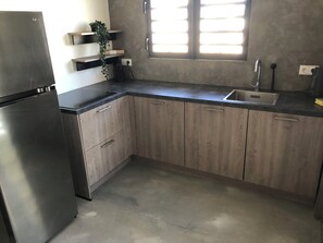 Fridge, stovetop, dishwasher, coffee/tea maker - Kas Des Bonaire Kralendijk Apartment  (Kralendijk)