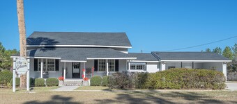 The Gibson - Spacious 5-bedroom country home