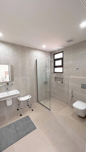 Towels, soap, toilet paper