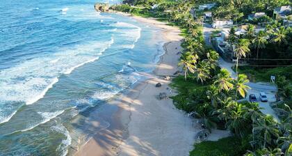 Little Diamond Jungle Home, Panoramic Ocean Views, 2 Verandas &Tropical Garden