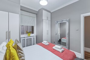 2 soverom, strykejern/-brett, wi-fi og sengetøy