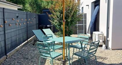 Studio avec extérieur au Teich