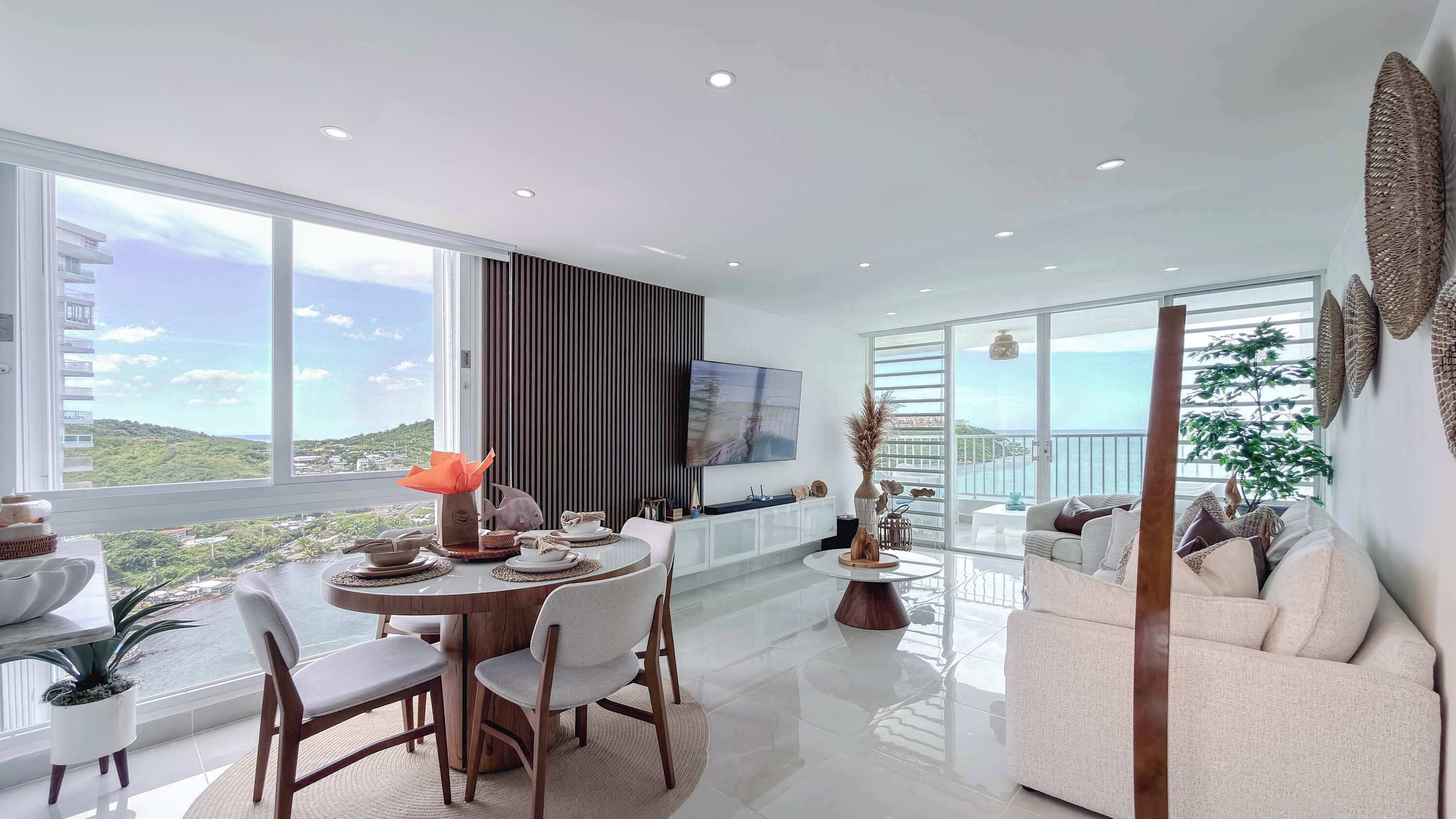 Smart TV, offices