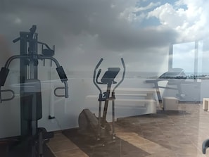 Apartment, 1 Bedroom, Balcony, City View | Fitness facility