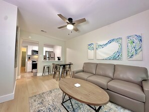 Smart TV - 7A - 1BR $700+ in freebies incl golf, On Beach (miramar beach)