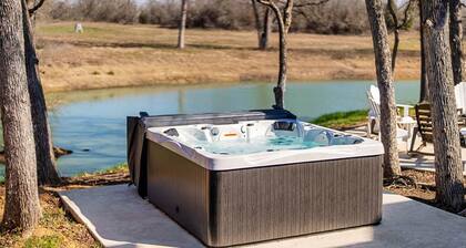 Private Ranch nr Austin w HotTub FirePit
