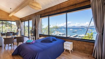 Villa Confort, vistas al mar | 1 dormitorio, cuna de viaje, wifi gratis y ropa de cama