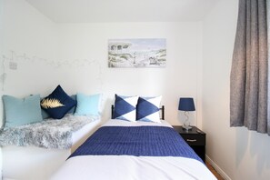 3 Schlafzimmer, Bügeleisen/Bügelbrett, WLAN, Bettwäsche