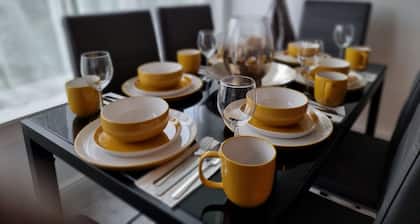 Virexxa Aylesbury Centre - Deluxe Suite - 3Bed House with Free Parking