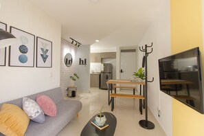 Living area - Full apartment 3 bedrooms, 2 baths, 300MB Wifi in Eje Cafetero (Pereira)