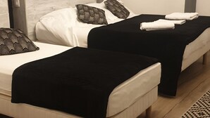 5 chambres, fer et planche à repasser, Wi-Fi, literie fournie