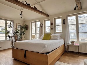 2 chambres, fer et planche Ă repasser, Wi-Fi, draps fournis