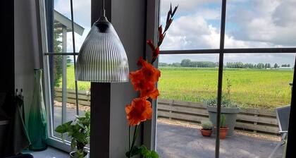 Cozy and fully furnished apartment centrally located between Enkhuizen and Hoorn