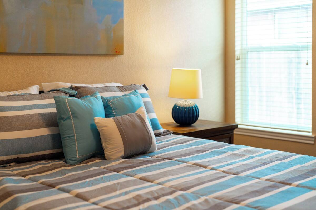 Comfort House, 3 Bedrooms, Non Smoking, Kitchen | 3 bedrooms, iron/ironing board, free WiFi, bed sheets