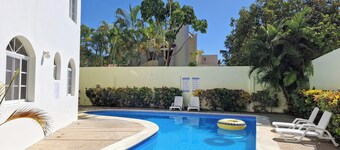 Costambar Beachside Serviced Apartment With Pool no1