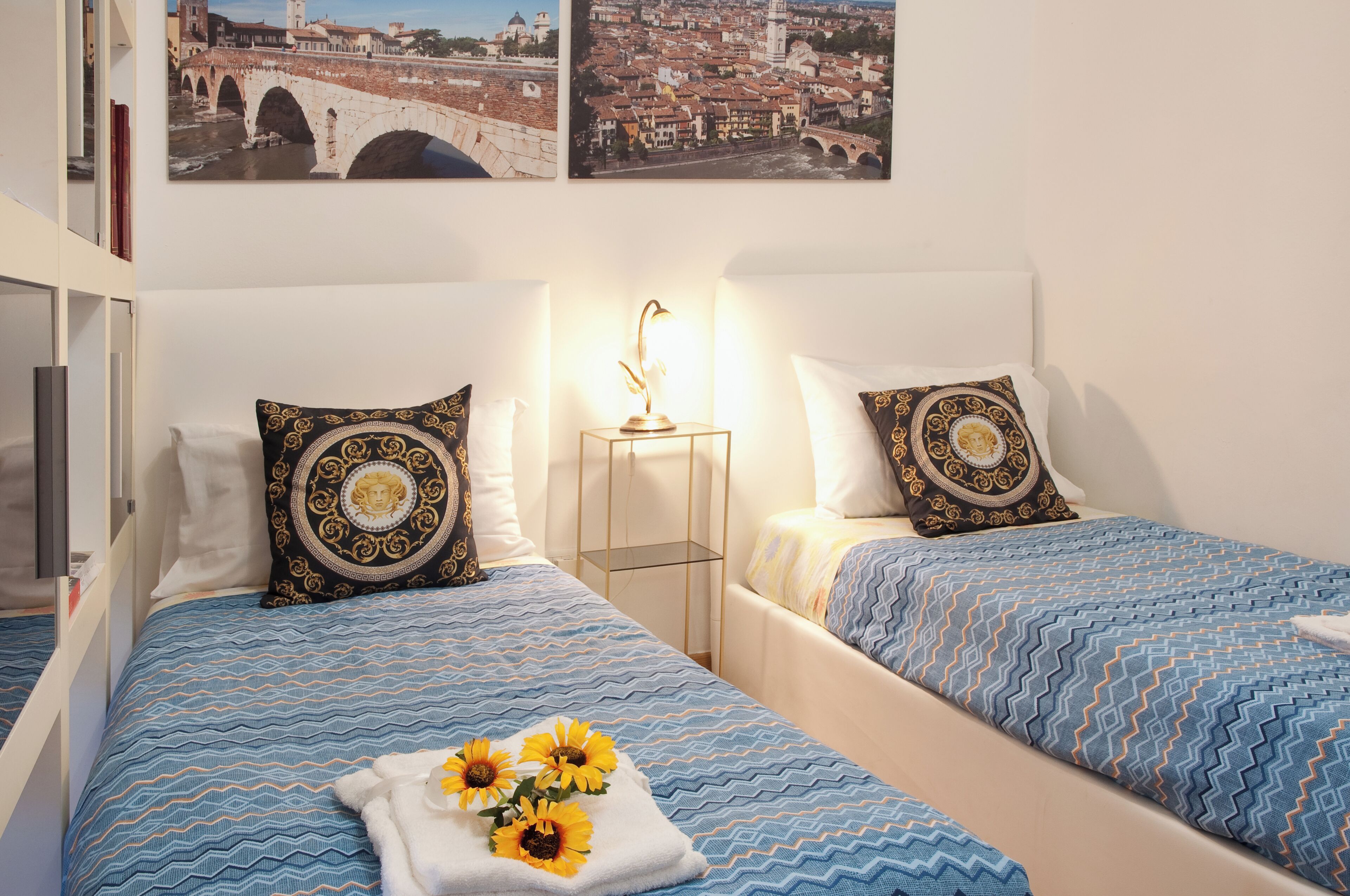 1 Schlafzimmer, Zimmersafe, Schreibtisch, Reisekinderbett