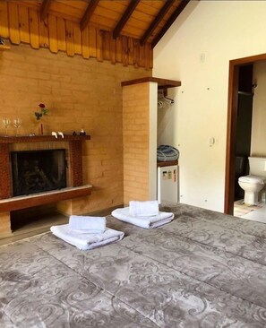Comfort-Chalet, Balkon, Gartenblick | 1 Schlafzimmer, kostenloses WLAN
