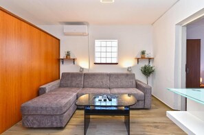 Appartement, 2 chambres, balcon | Intérieur