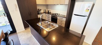 Posh in Phillip - 2bd 2bth Apt