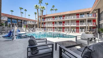 Outdoor pool, pool umbrellas, sun loungers