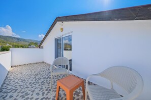 패밀리 빌라, 전용 수영장, 정원 전망 | 테라스/파티오