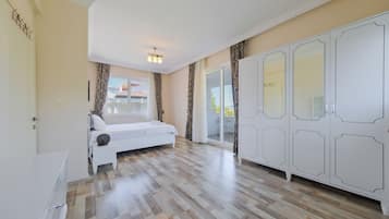 Family Villa, Private Pool, Garden View | 3 bedrooms, iron/ironing board, free WiFi