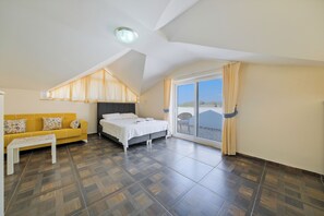 Family Villa, Private Pool, Garden View