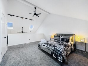 2 bedrooms, iron/ironing board, free WiFi, bed sheets - Nature Views Washer, Dryer, Balcony 1 Purg #6 (Vernon)