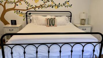 3 Schlafzimmer, Schreibtisch, BĂŒgeleisen/BĂŒgelbrett, Reisekinderbett