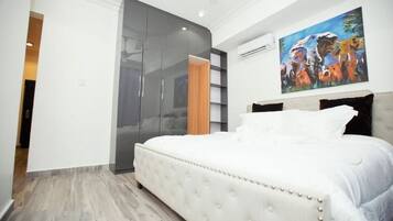 Premium Studio Suite | In-room safe, individually decorated, individually furnished, free WiFi