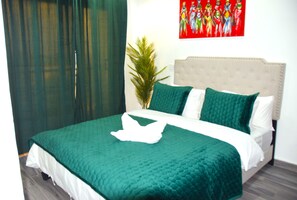 Studio Suite phong cách cổ điển | Giường phụ