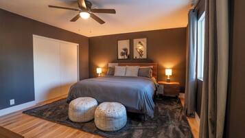 4 slaapkamers, een bureau, een strijkplank/strijkijzer, gratis wifi