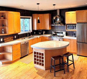 Microwave, oven, stovetop, dishwasher