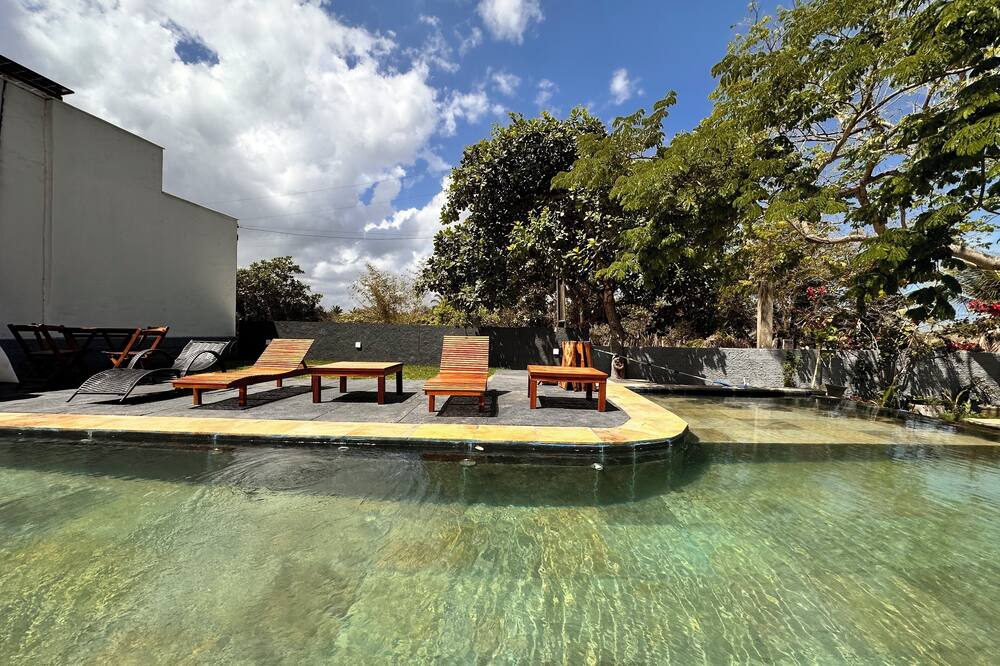 Merly house prea