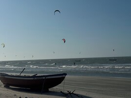 Vista para praia/oceano