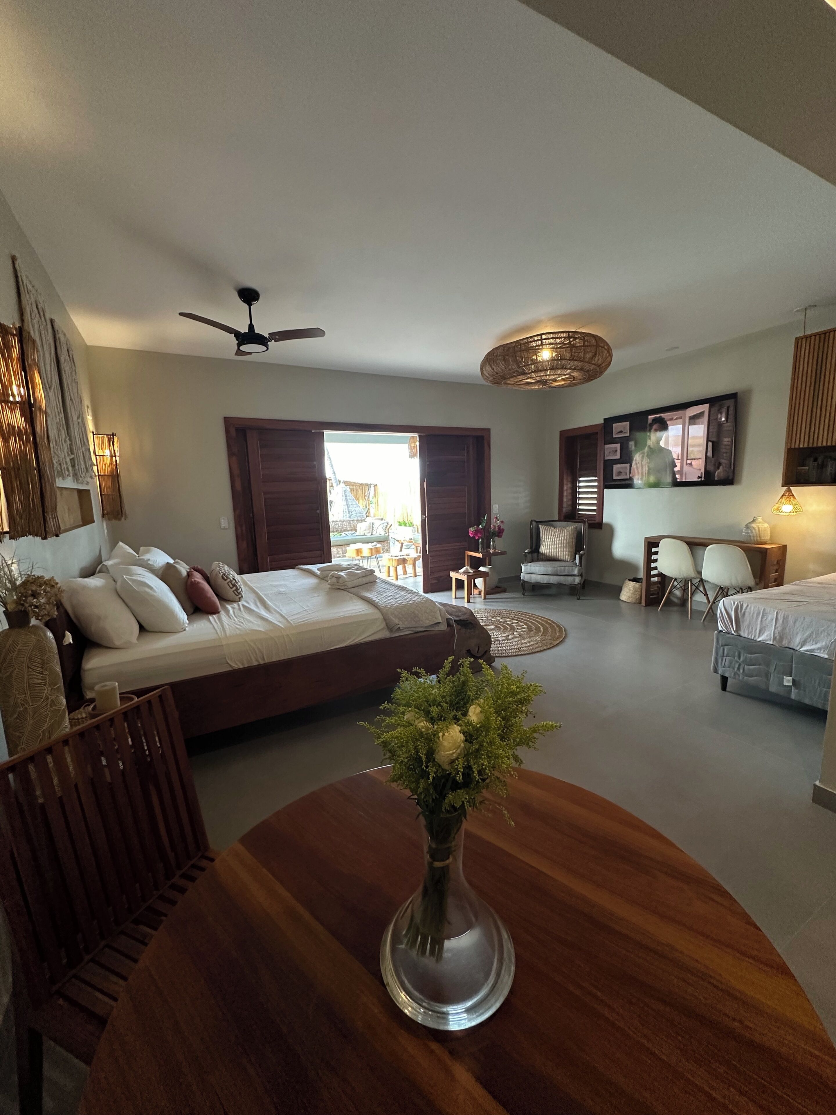 Quarto quádruplo superluxo, vista para o mar | Roupas de cama de algodão egípcio, roupas de cama premium