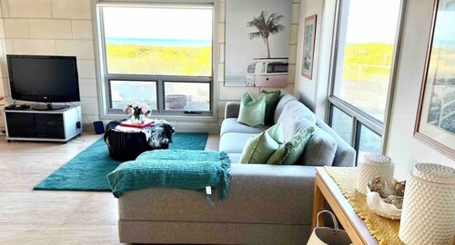 Off the grid accommodation in a Beautiful slice of Paradise 
