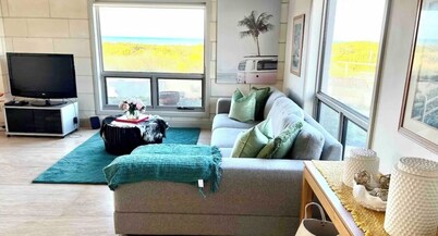 Off the grid accommodation in a Beautiful slice of Paradise 
