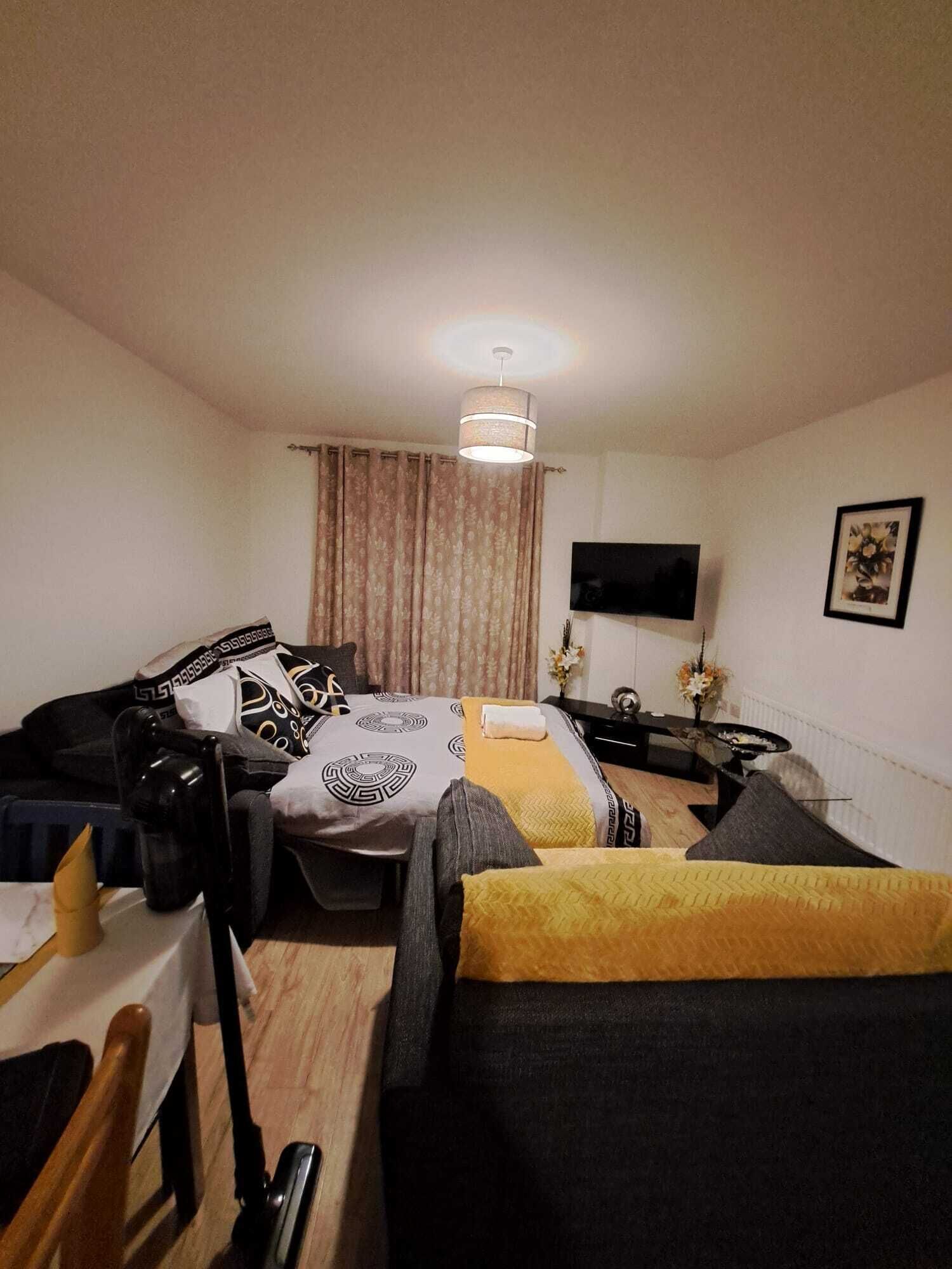 1 bedroom, iron/ironing board, WiFi, bed sheets