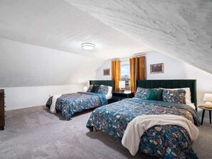 4 Schlafzimmer, Bügeleisen/Bügelbrett, Reisekinderbett, kostenloses WLAN