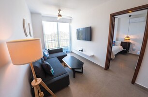 Premium Apartment, 1 Queen Bed with Sofa bed | Living area