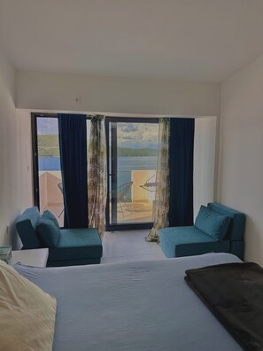 Deluxe Apartment, Sea View | 1 bedroom, free WiFi