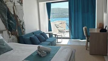 Deluxe Apartment, Sea View | 1 bedroom, free WiFi