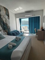 Deluxe Apartment, Sea View | 1 bedroom, free WiFi