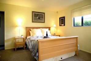 3 bedrooms, iron/ironing board, travel cot, WiFi