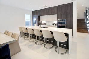 Private kitchen - Huge! Modern, 5 bedroom home with the best backyard in all of FORT LAUDERDALE!  (Fort Lauderdale)