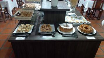 Desayuno buffet incluido todos los días
