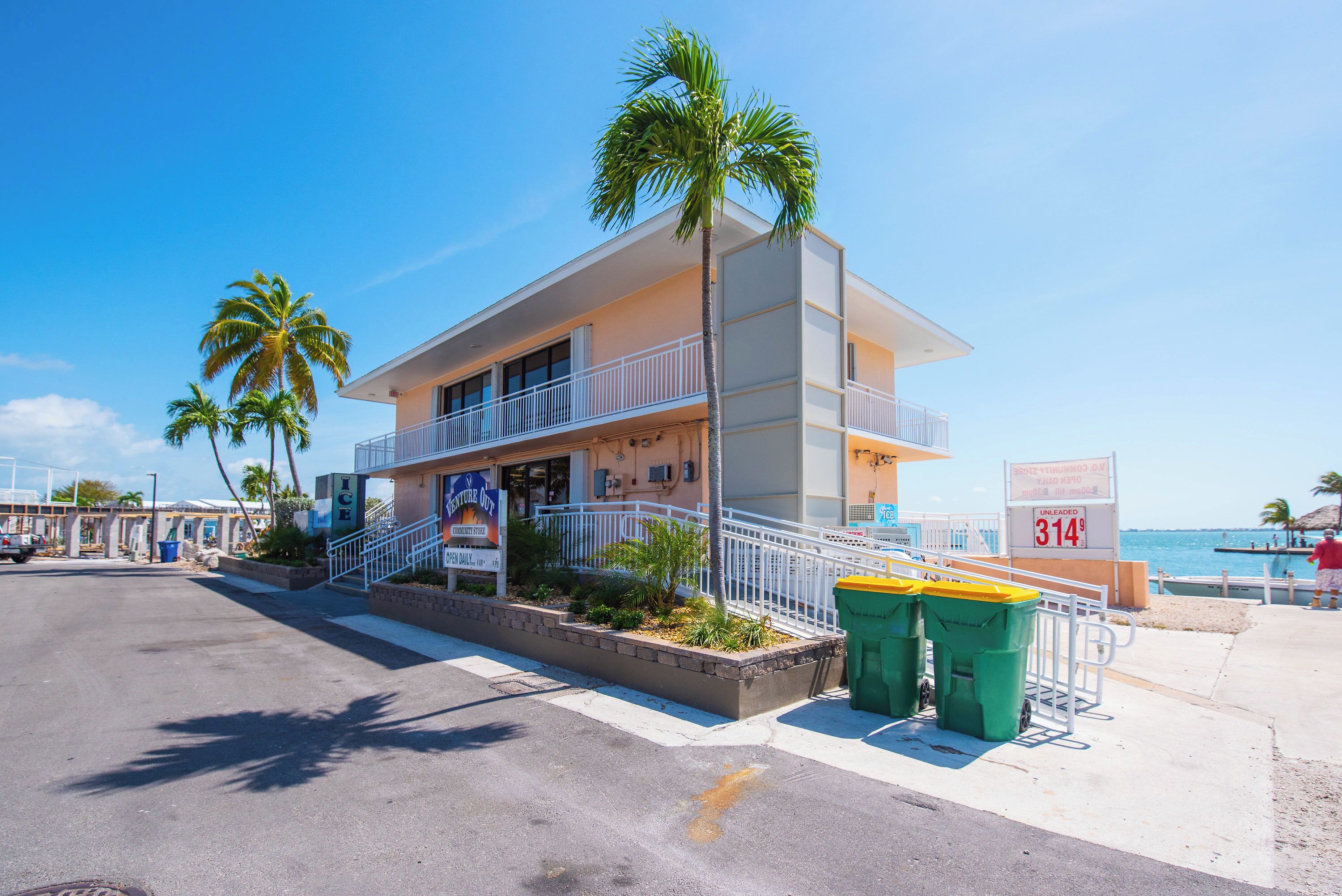 Convenient Store and Fuel Dock