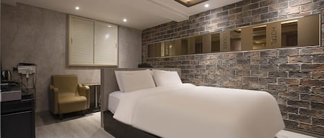 Deluxe Double Room | 1 bedroom, desk, laptop workspace, free WiFi